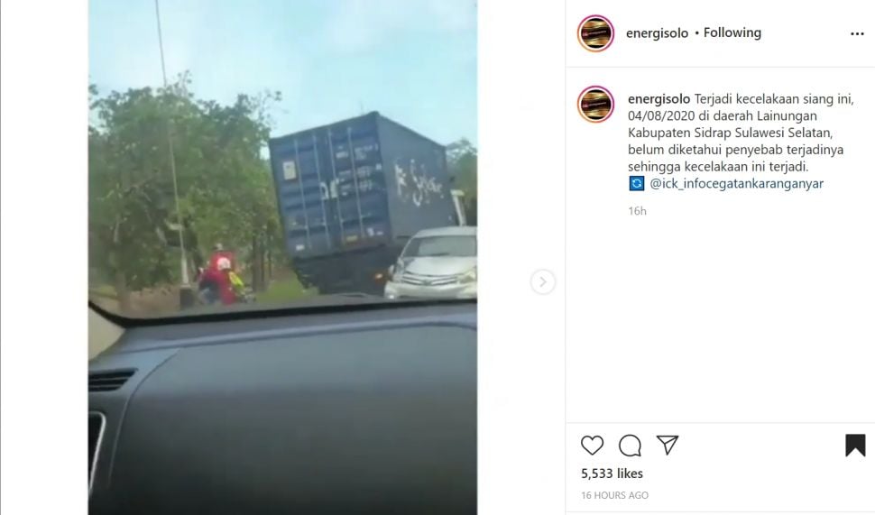 Detik-detik truk kontainer tak kuat menanjak. (Instagram)