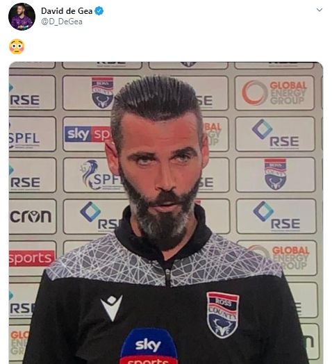 David de Gea unggah potret pelatih Ross County, Stuart Kettlewell, di Twitter. (Twitter/@D_DeGea).