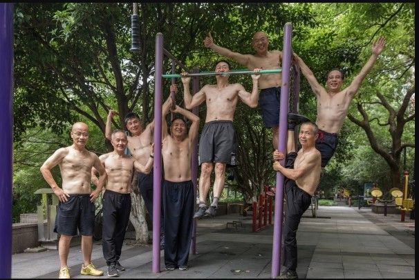 Kakek tua six pack. (Dok: China Daily)