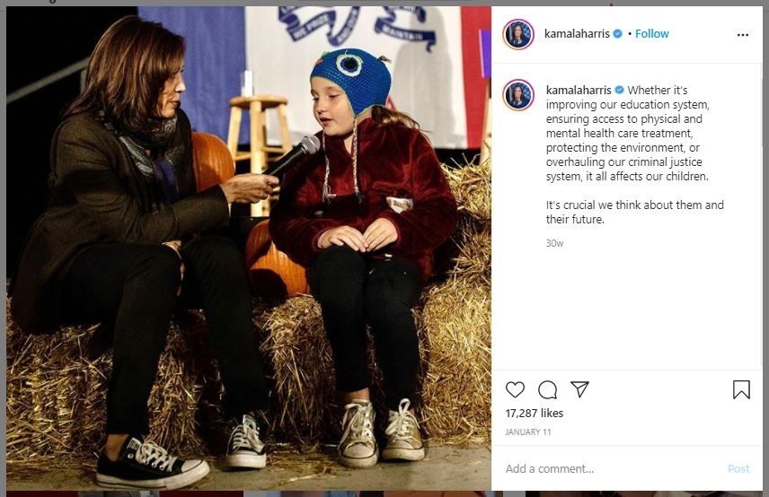 Kamala Harris dan Sepatu Sneaker Converse (instagram.com/kamalaharris)