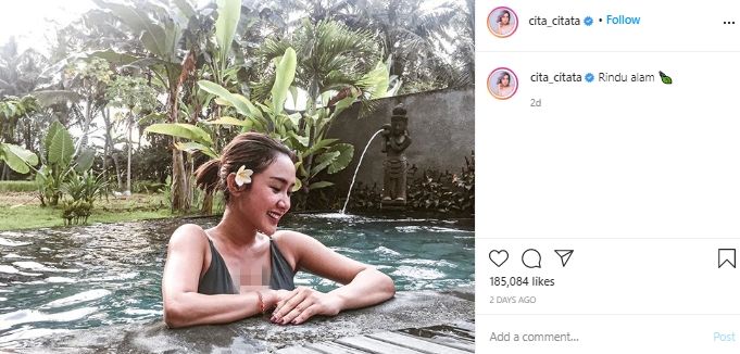 Unggah Foto di Kolam Renang, Kulit Eksotis Cita Citata Jadi Sorotan. (Instagram/@cita_citata)