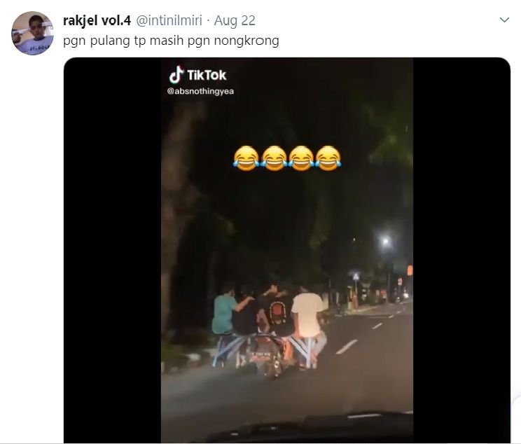 Video Pengendara Motor Viral (Twitter: intinilmiri)