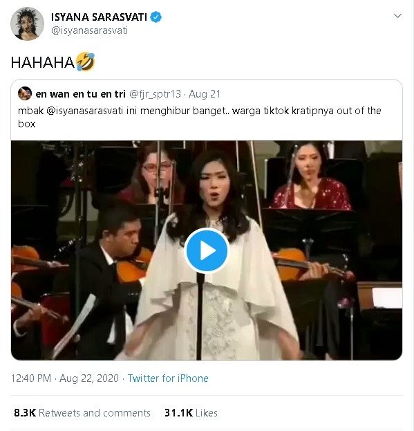 Video Isyana Sarasvati nyanyi lagu opera - (Twitter/@isyanasarasvati)