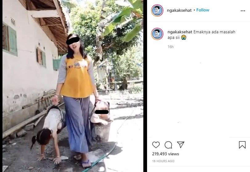 Emak gotong anak pakai ember berujung tragis (IG/ngakaksehat)