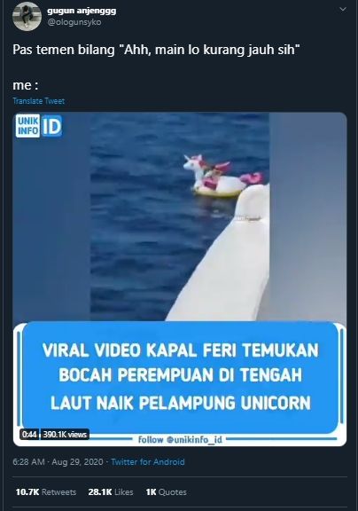 Viral Bocah Naik Pelampung Unicorn di Tengah Laut, Netizen Tanggapi Begini. (Twitter/@ologunsyko)