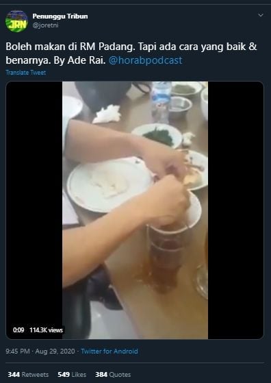 Dicuci Pakai Teh Tawar, Cara Ade Rai Makan Ayam Pop Ini Jadi Sorotan. (Twitter/@joretni)