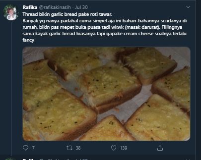 Anti Ribet, Netizen Temukan Resep Garlic Bread Super Mudah Pakai Bahan Ini. (Twitter/@rafikakinasih)