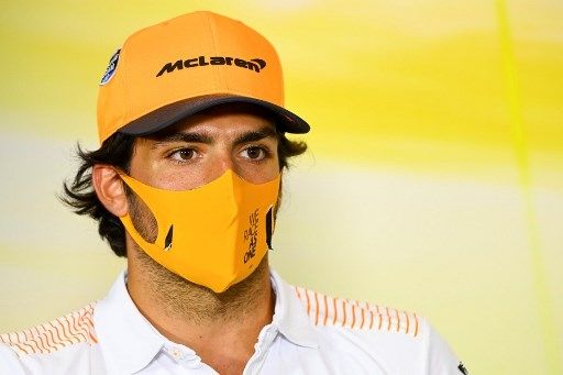 Pebalap McLaren Carlos Sainz hadiri sesi wawancara jelang GP Italia. [AFP]