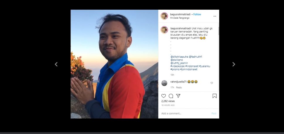 Bikin Kaget, Mendadak Muncul Pria Berseragam Pegawai Indomaret di Gunung Gede. (Instagram/@bagusrahmatriadi)