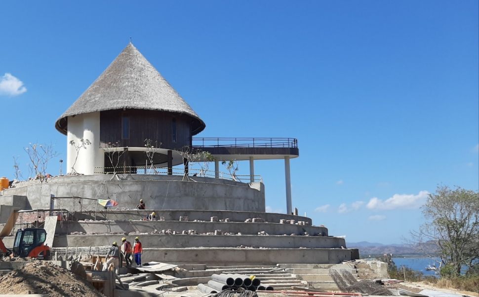 Puncak Waringin sebagai destinasi wisata baru di Labuan Bajo (Suara.com/Lilis Varwati)