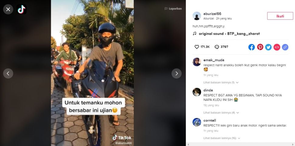 Tangkapan Layar Video Viral Pemuda Tuntun Kendaraannya (TikTo/@aburizal66).