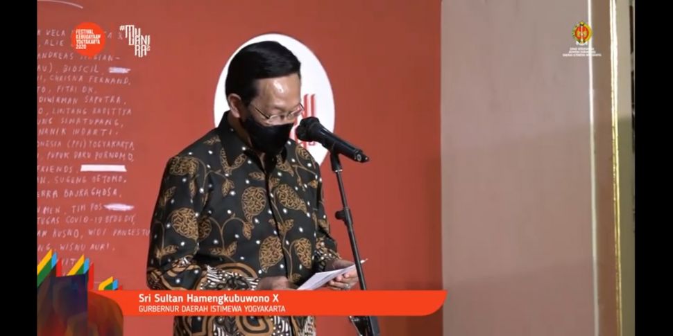 Gubernur DIY Sri Sultan Hamengkubuwono X menyampaikan sambutan pada aara pembukaan FKY 2020 di Sonbudoyo. (YouTube/Festival Kebudayaan Yogyakarta)