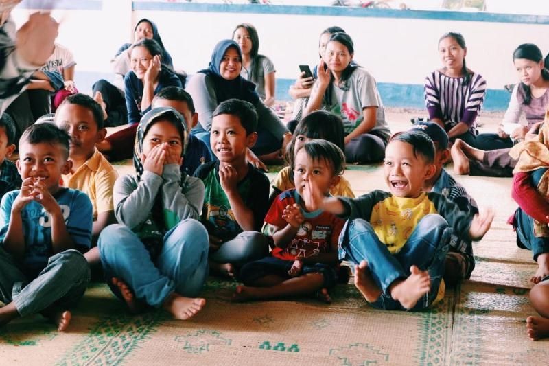 Sejumlah anak-anak yang terlibat dalam kegiatan di Rumah Dongeng Mentari. [Ist]