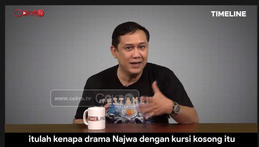 Denny Siregar mengomentari mengapa Terawan tidak hadir di acara Najwa Shihab. (YouTube/Cokro TV)