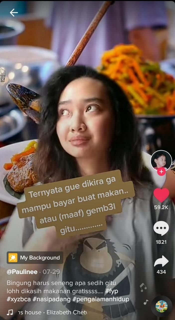 Beli nasi padang dikira gelandangan (TikTok @TyPauline)