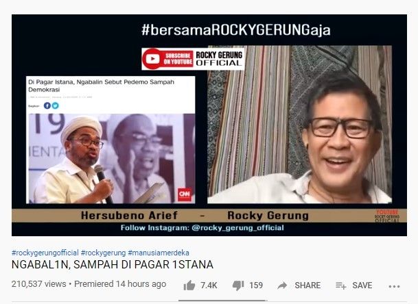 Rocky Gerung tertawa dengar pernyataan Ngabalin soal sampah demokrasi (YouTube/rockygerungofficial)