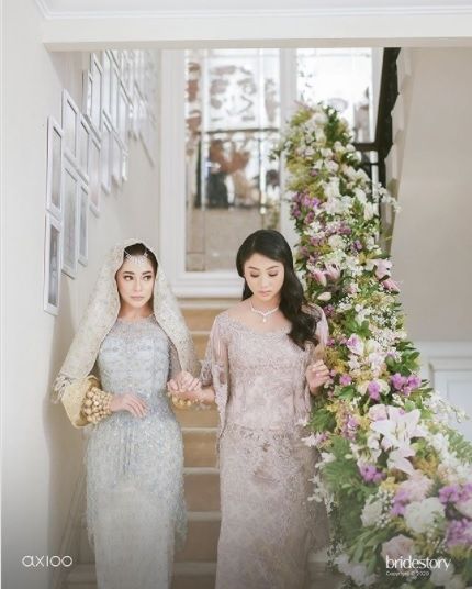 Malam Bainai Nikita Willy. (Instagram/@thebridestory)