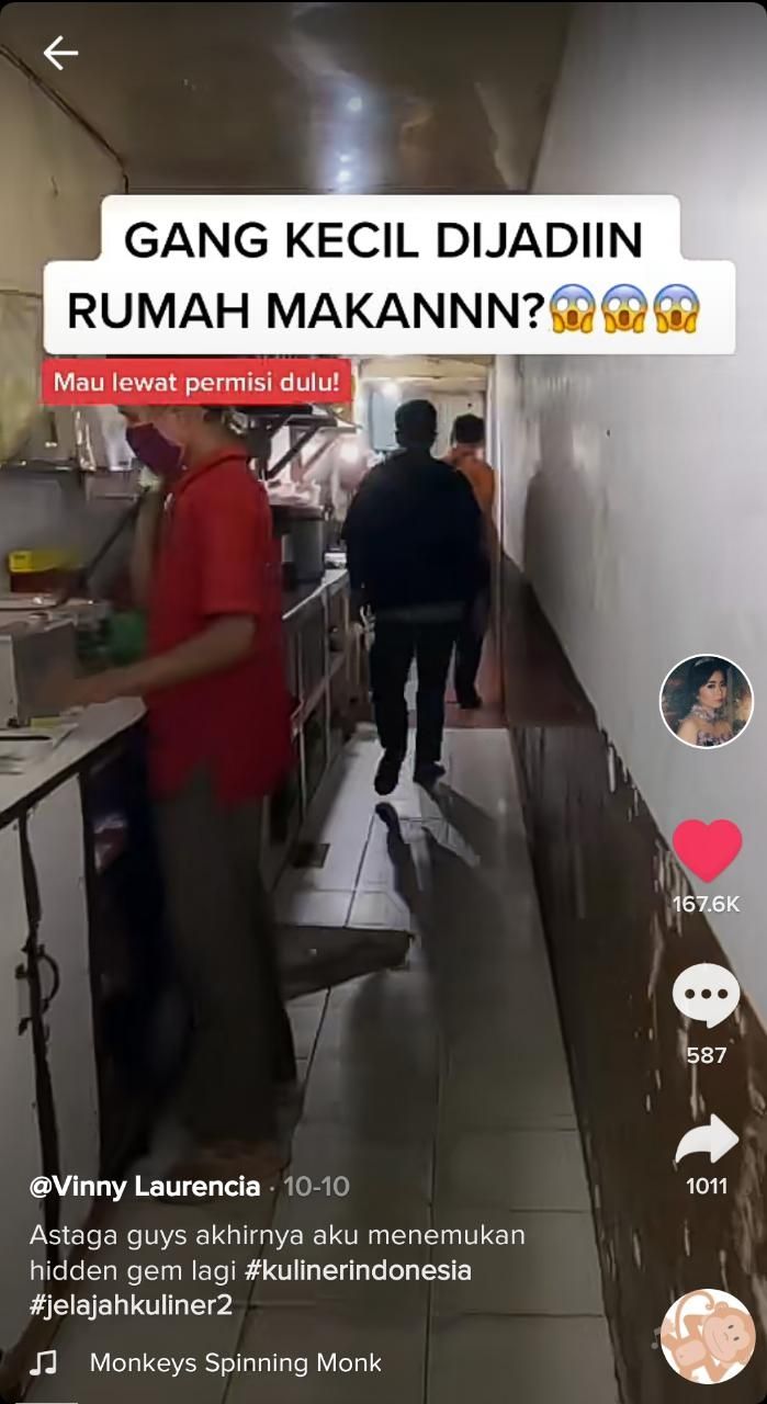 Rumah makan di gang kecil (TikTok @kulinersamacici)