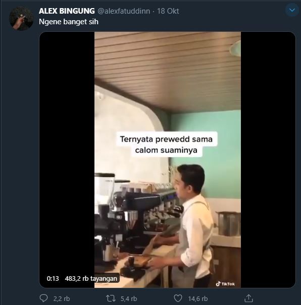 Video mantan prewed di tempat kerja yang bikin nyesek. (Twitter/@alexfatuddinn)