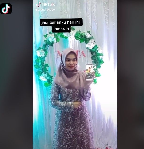 lamaran online (Tiktok/syanura0705)