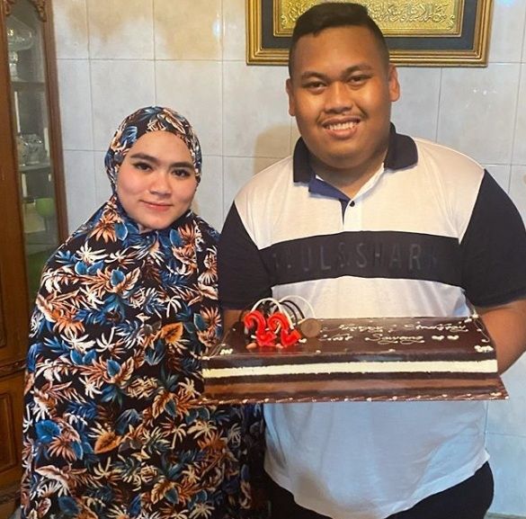 Ajudan Pribadi dan istri, Dewi Amalia [Instagram/ajudan_pribadi]