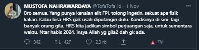 Kicauan Mustofa meminta Habib Rizieq untuk tak pulang dulu. [TofaTofa_id / Twitter]