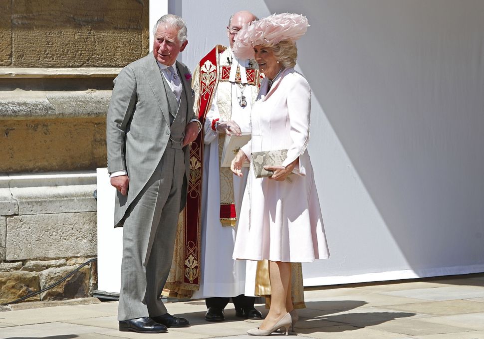 Pangeran Charles Mengenakan Jas Lama Saat Pernikahan Pangeran Harry. (AFP)