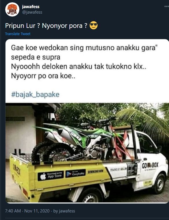 Potret orang beli Kawasaki KLX. (Twitter.com)