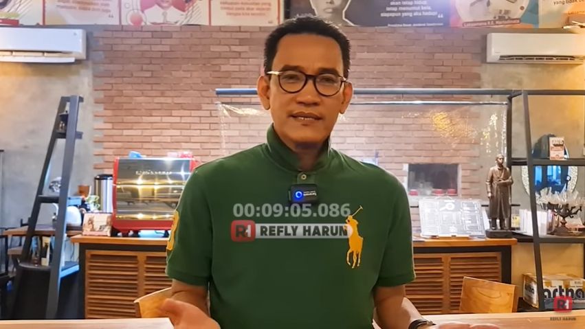 Refly Harun Sebut Sempat Terbesit Ketidakyakinan Habib Rizieq Bisa Pulang (YouTube/Refly Harun).