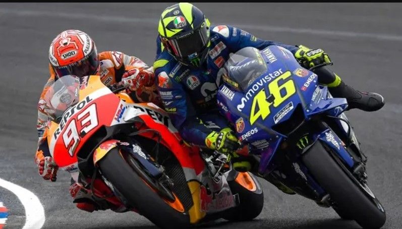 Persaingan Valentino Rossi dan Marc Marquezdi MotoGP Argentina 2018  (Twitter/MotoGP)