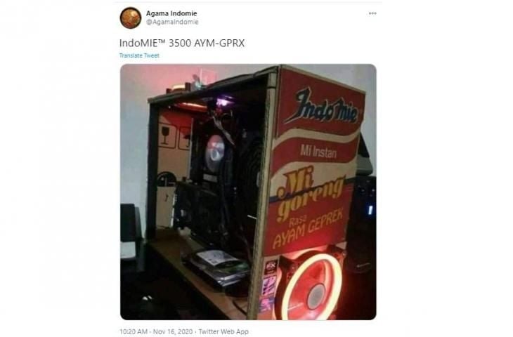 Kreatif Sekaligus Bikin Lapar, PC Ini Dirakit dari Kardus Bekas Mi Instan. (Twitter/@AgamaIndomie)