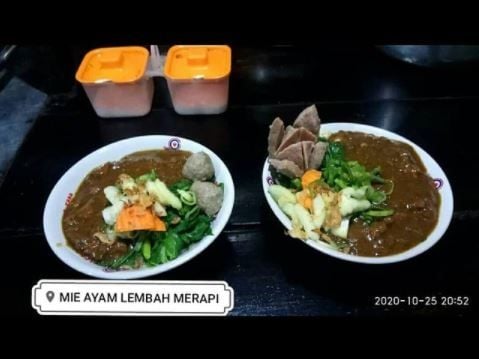 Mie Ayam Lembah Merapi (Instagram @mieayam_kang.roh)