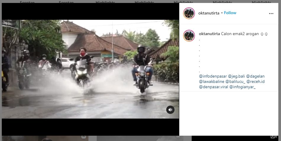 Emak-Emak Barbar Terjang Genangan, Geng Motor Pasrah Kecipratan. (instagram.com/oktanutirta)