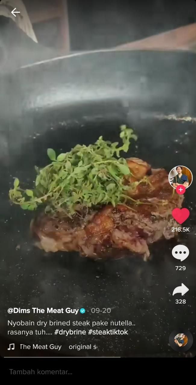 Masak steak menggunakan Nutella (TikTok @dimsthemeatguy)