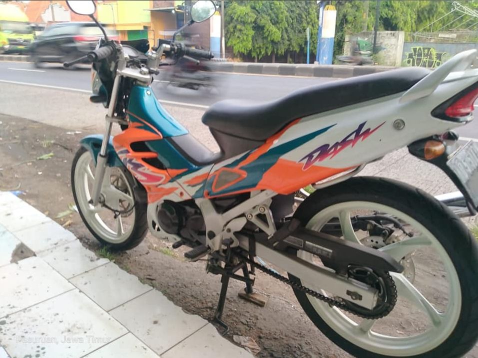 Viral Honda Nova Dash dijual ratusan juta. (Facebook)