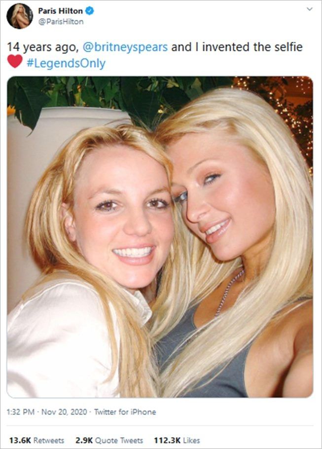 Paris Hilton pamer foto jadul. (Twitter/@ParisHilton)