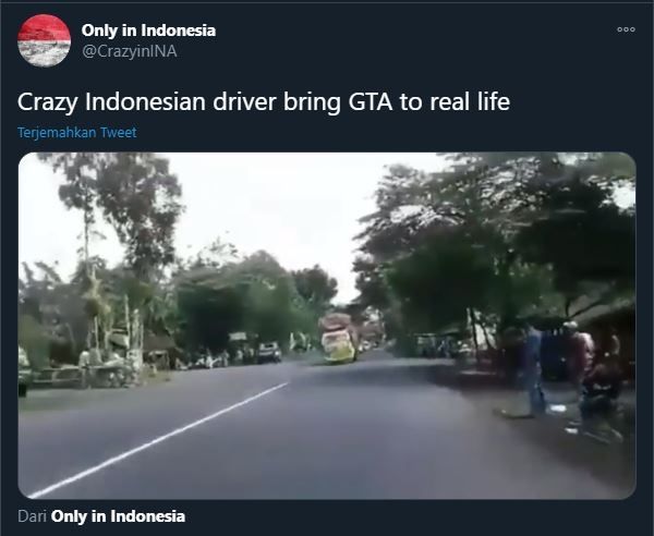 Truk ugal-ugalan bagaikan GTA. (Twitter/@CrazyinINA)