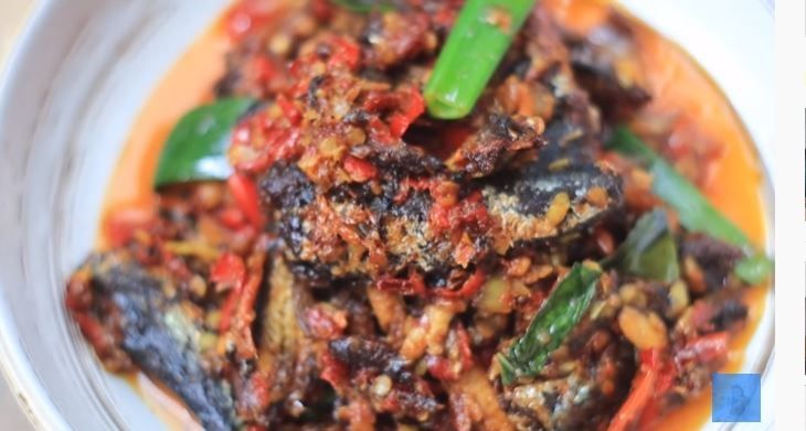 Wajib Coba! Resep Sarden Rica-rica Khas Manado ala Devina Hermawan