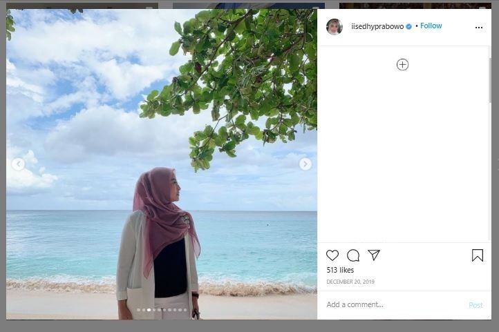 Iis Rosita Dewi berlibur di sela-sela menemani sang suami (Instagram @iisedyprabowo)