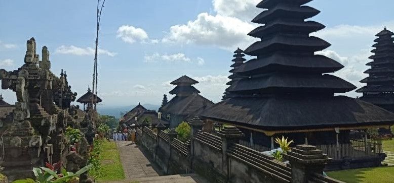 Pura Besakih. (Suara.com/Silfa)