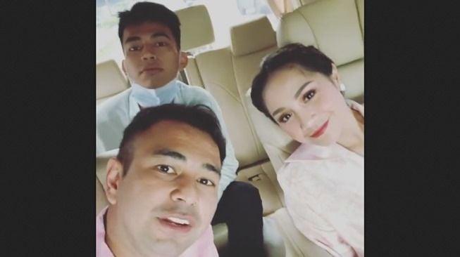 Raffi Ahmad, Nagita Slavina, dan Dimas Ramadhan. (Instagram/@raffinagita1717)