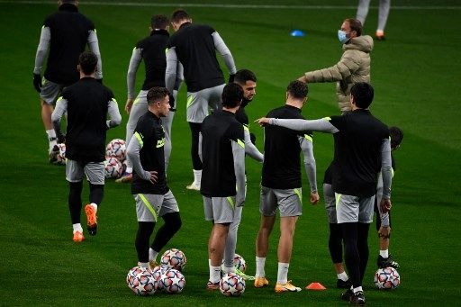 Pemain Atletico Madrid berlatih di estadio Wanda Metropolitano, Senin (30/11/2020) jelang laga kontra Bayern Munich di matchday lima Liga Champions. [AFP]