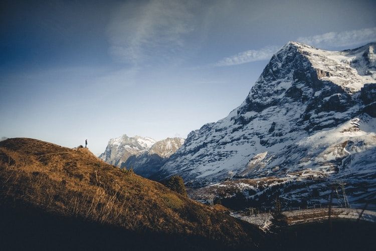 Ilustrasi Pegunungan Gruten di Jerman. (Unsplash/Jose Llamas)