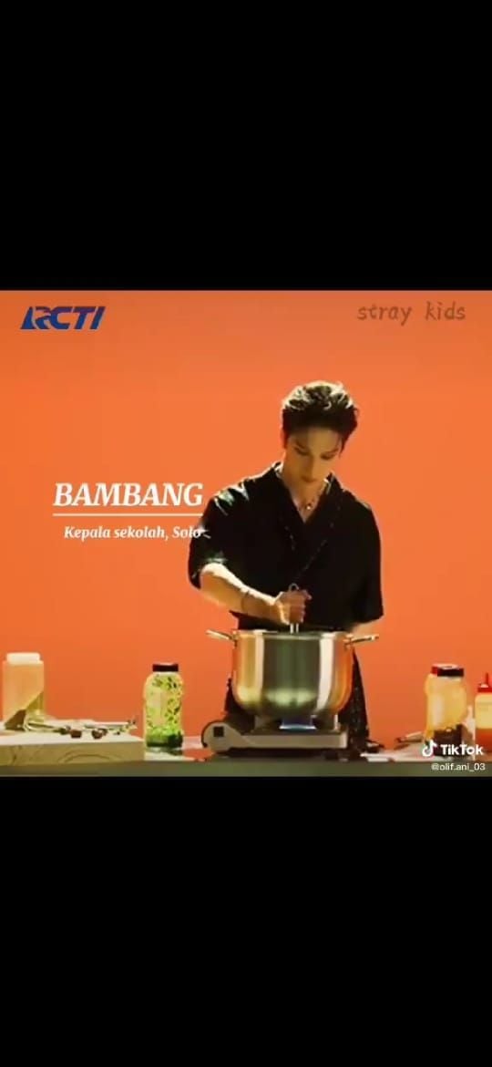 Warganet kreatif buat parodi bila Stray Kids ikut MasterChef Indonesia (TikTok @olif.ani_03)