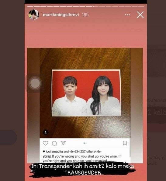 Seorang warganet dengan akun @murtianingsihrevi menyebut kalau Reza Arap dan Wendy Walters pasangan transgender. [Instagram]