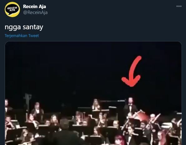 Pertunjukan musik orkestra. (Twitter/@ReceinAja)