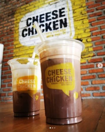 Menu minuman di Cheese Chicken (Instagram @cheesechicken.id)