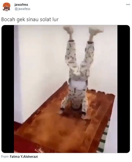 Video bocah belajar salat. (Twitter/jawafess)