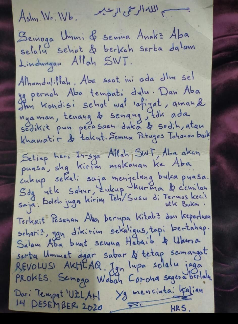 Habib Rizieq kirimkan surat bertuliskan tangan ke keluarga setelah resmin mendekam di rutan Polda Metro Jaya. (dok pengacara FPI);