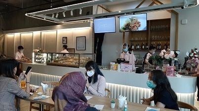 Georgia Cafe Kembali Dibuka. (Suara.com/Dini Afrianti Efendi)